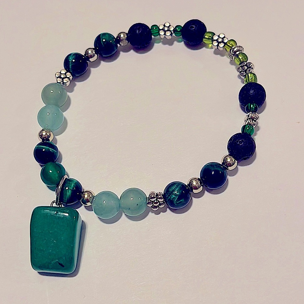 Green Aventurine, Emerald Cats Eye & Lava Stone, Chunky Charm Bracelet 💚✨